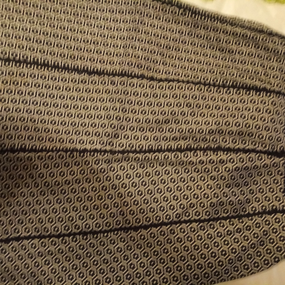 Skirt - Picture 2 of 3